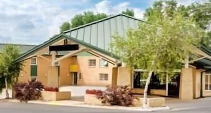 Americas Best Value Inn & Suites Atlantic