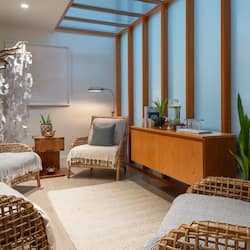 Couples treatment rooms, body treatments, hydrotherapy, aromatherapy