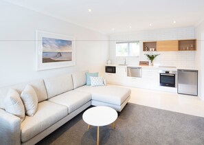 Studio – deluxe, 1 kingsize-seng | Sengetøy av topp kvalitet, wi-fi (inkludert) og sengetøy