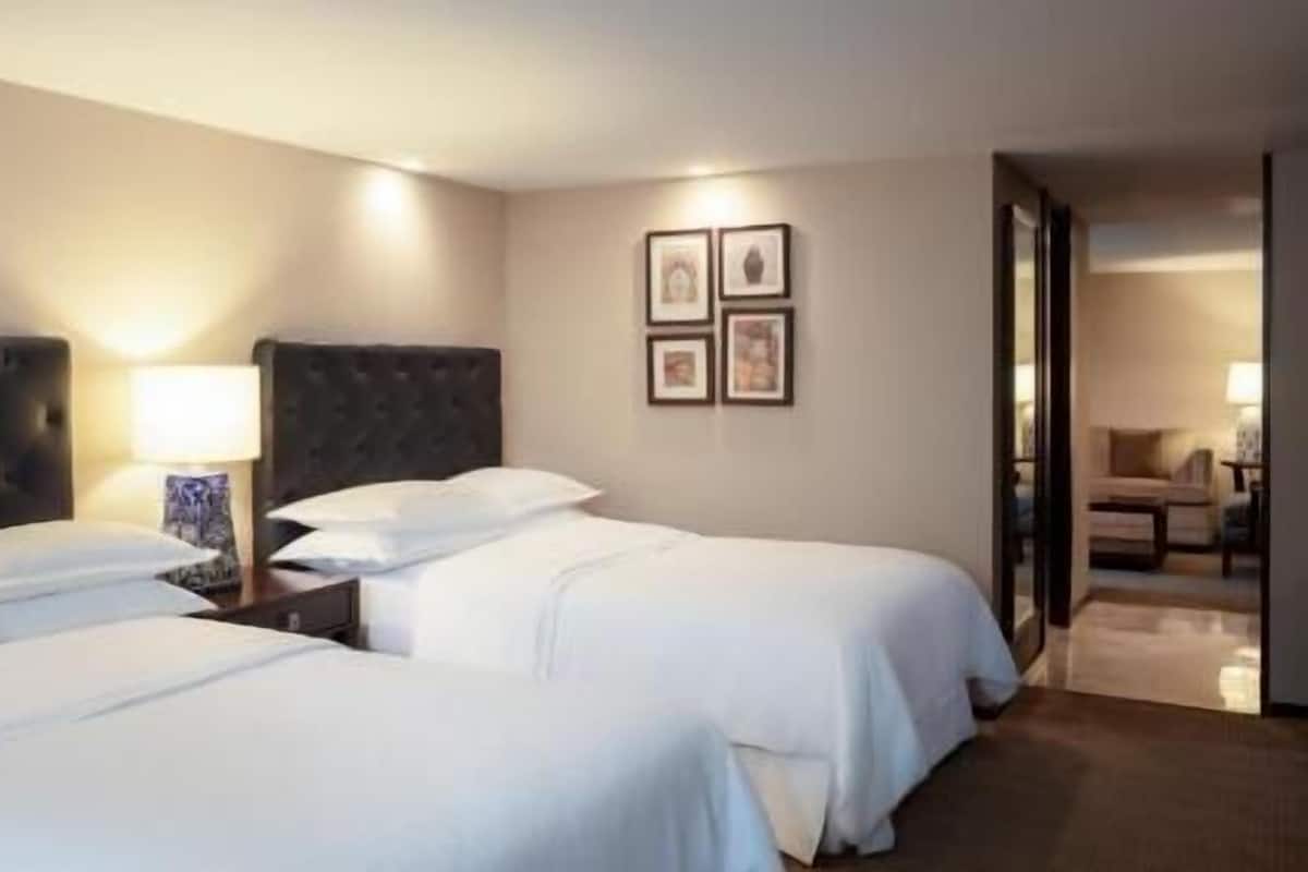 Premium bedding, minibar, in-room safe, desk