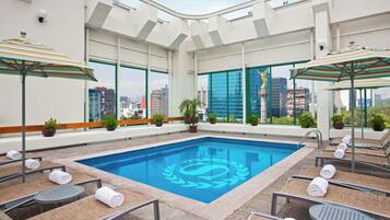 Alberca al aire libre