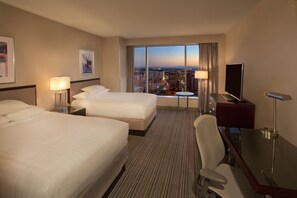 Premium bedding, in-room safe, desk, blackout curtains