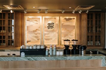 Coffee shop