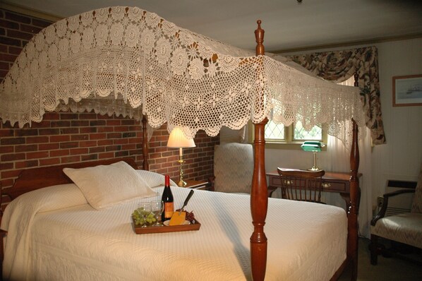 Deluxe Room, 1 Queen Bed