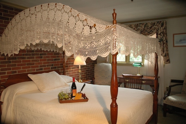 Deluxe Room, 1 Queen Bed