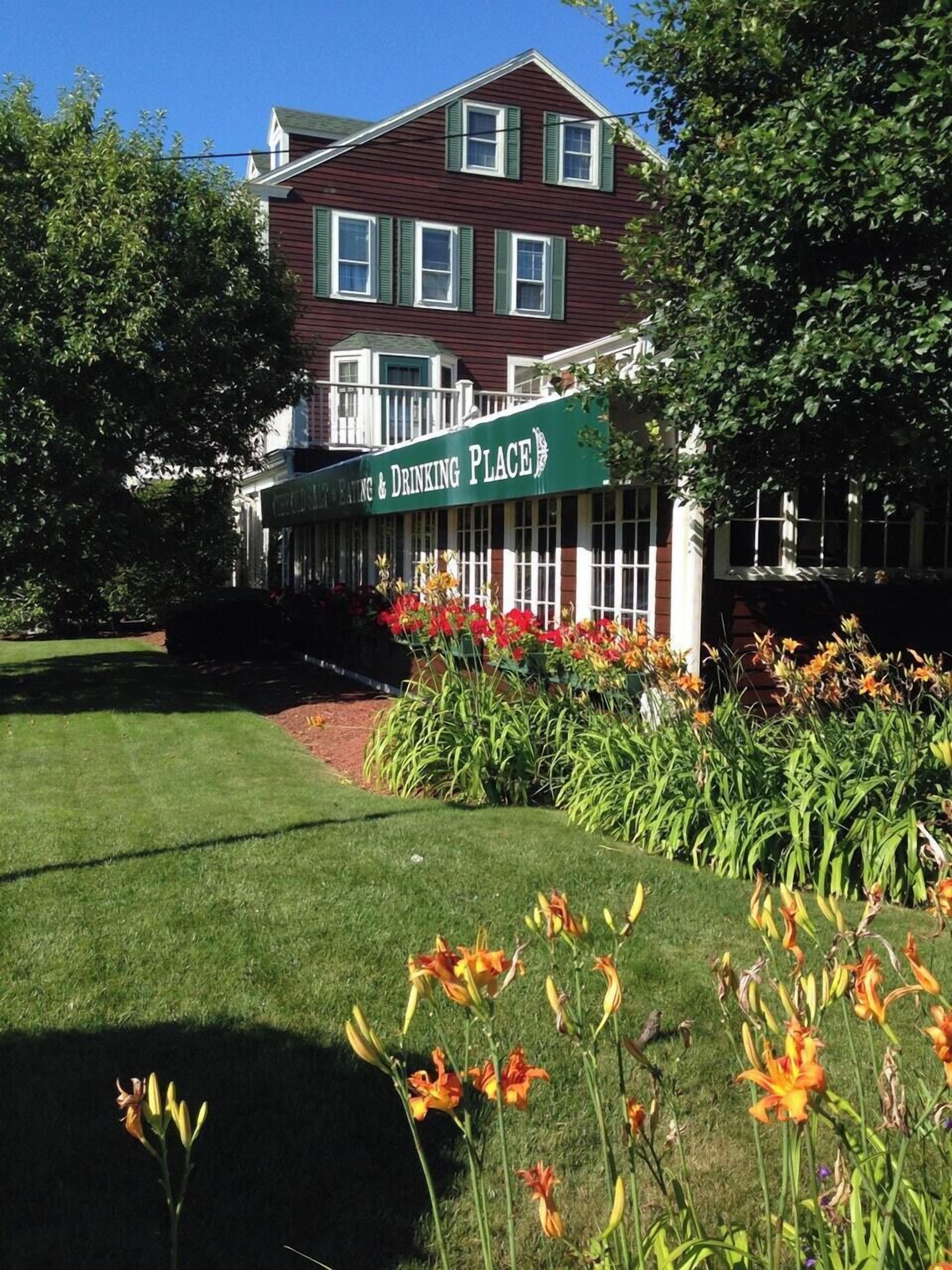 Premium bedding, pillowtop beds, individually furnished, desk