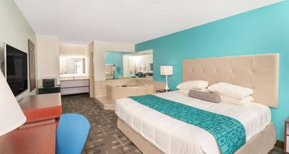 Howard Johnson by Wyndham Aiken