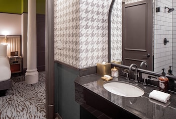 Free toiletries, hair dryer, towels, soap at The Pelham Hotel