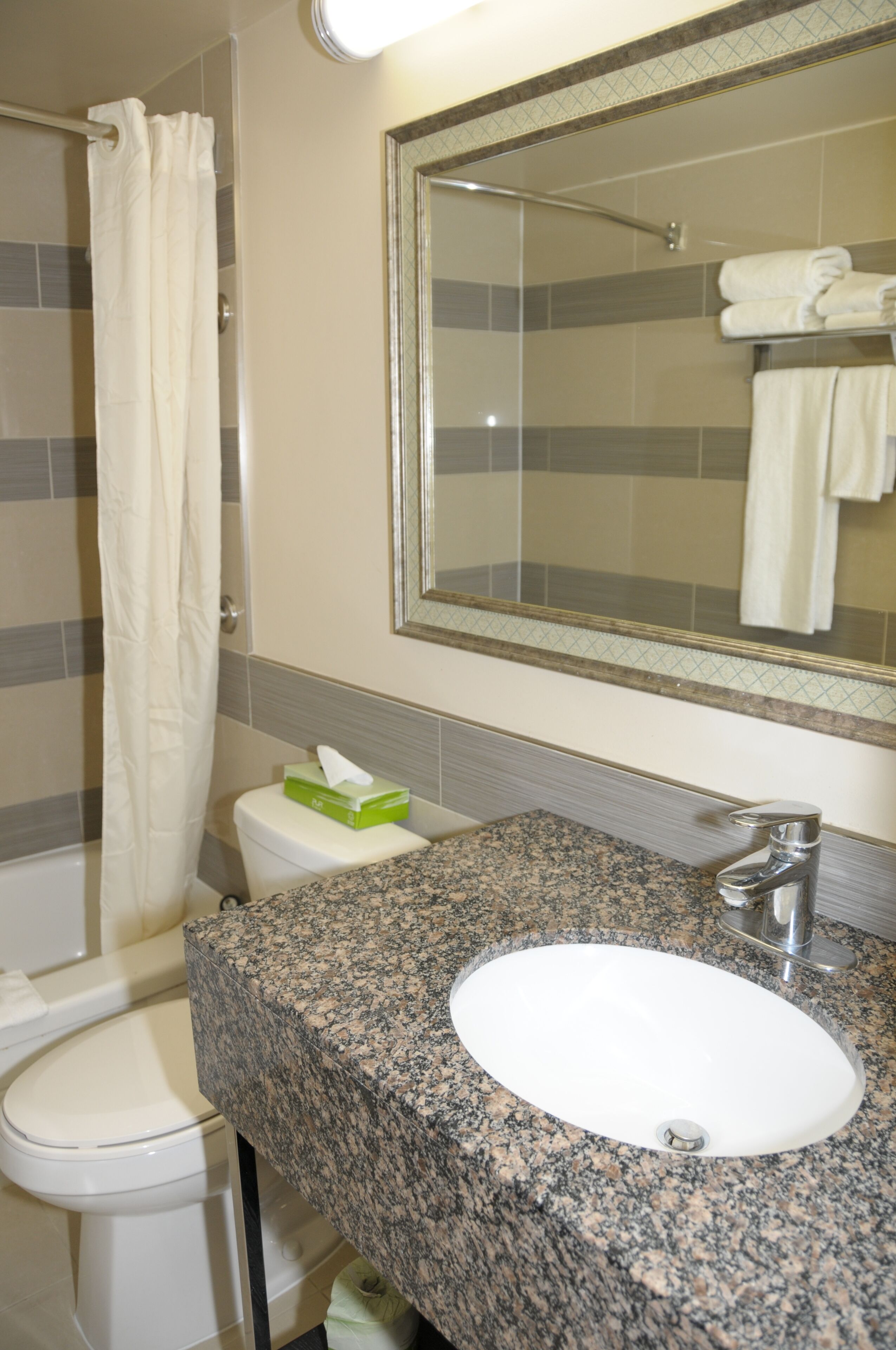 Admiral Inn Burlington