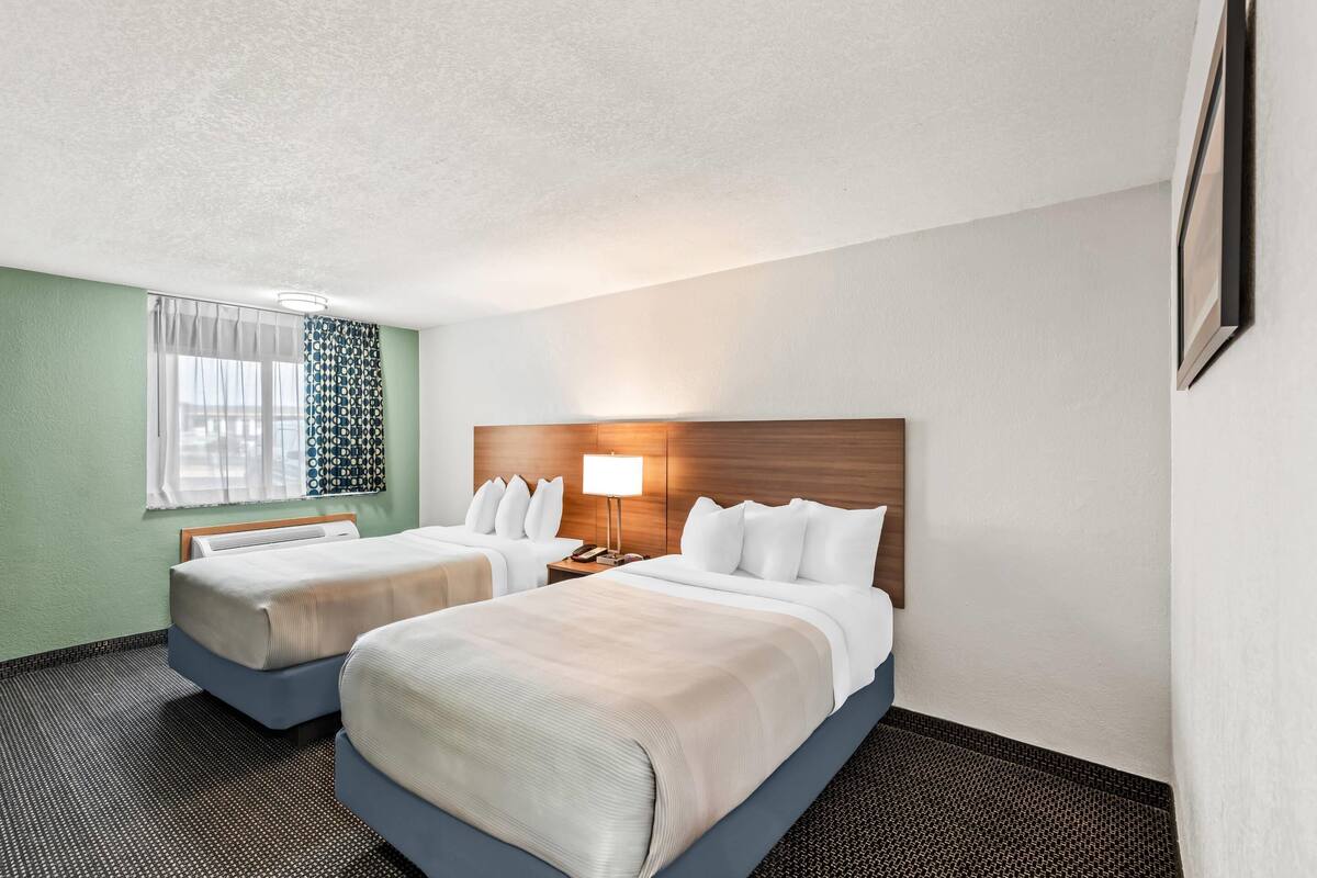 Standard Room, 2 Double Beds, Non Smoking | Desk, iron/ironing board, cribs/infant beds, rollaway beds