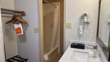 Standard Room, 2 Double Beds, Non Smoking | Desk, iron/ironing board, cribs/infant beds, rollaway beds