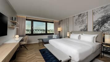 Chambre exécutive, 1 très grand lit | Literie hypoallergénique, minibar, coffre-fort pour ordinateur portable