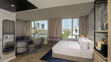 Junior Suite, 1 King Bed | Hypo-allergenic bedding, minibar, in-room safe, desk