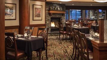 Desayuno completo todos los días (con cargo)