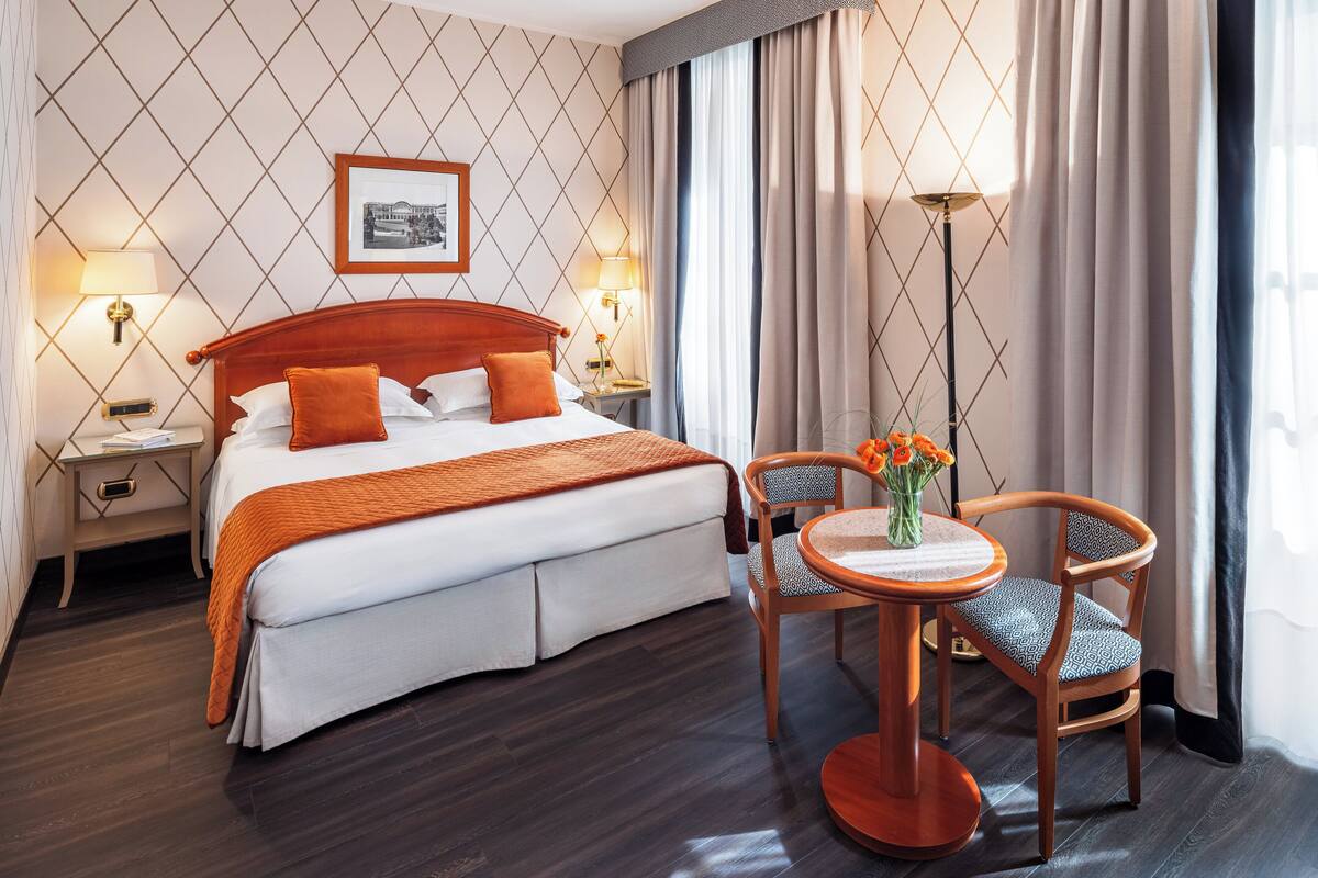 superior double room | premium bedding, minibar, in-room safe, desk