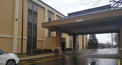 The Hotel@Dayton South