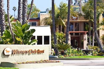 Winners Circle Resort