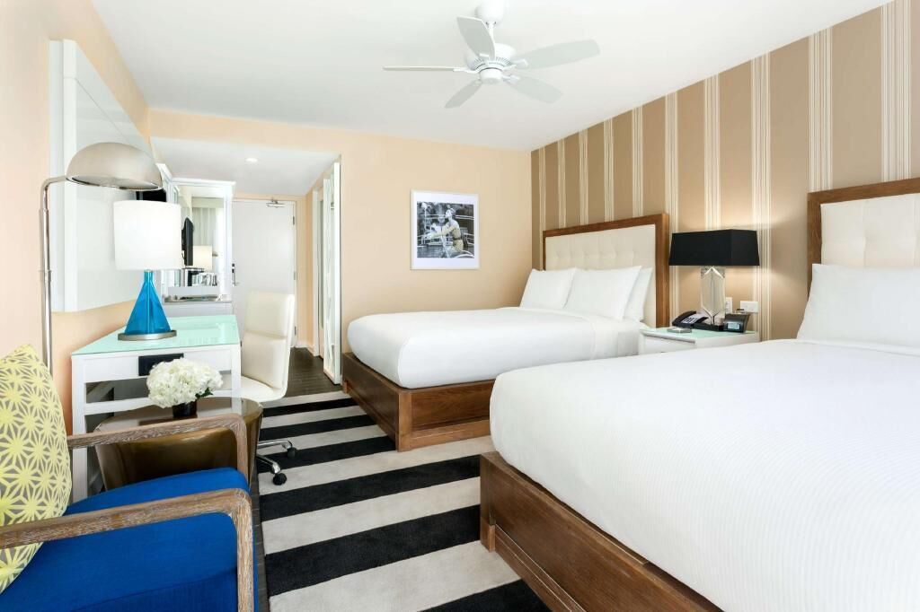 Premium bedding, in-room safe, desk, laptop workspace