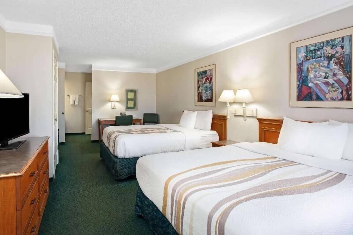 Premium bedding, pillowtop beds, desk, soundproofing