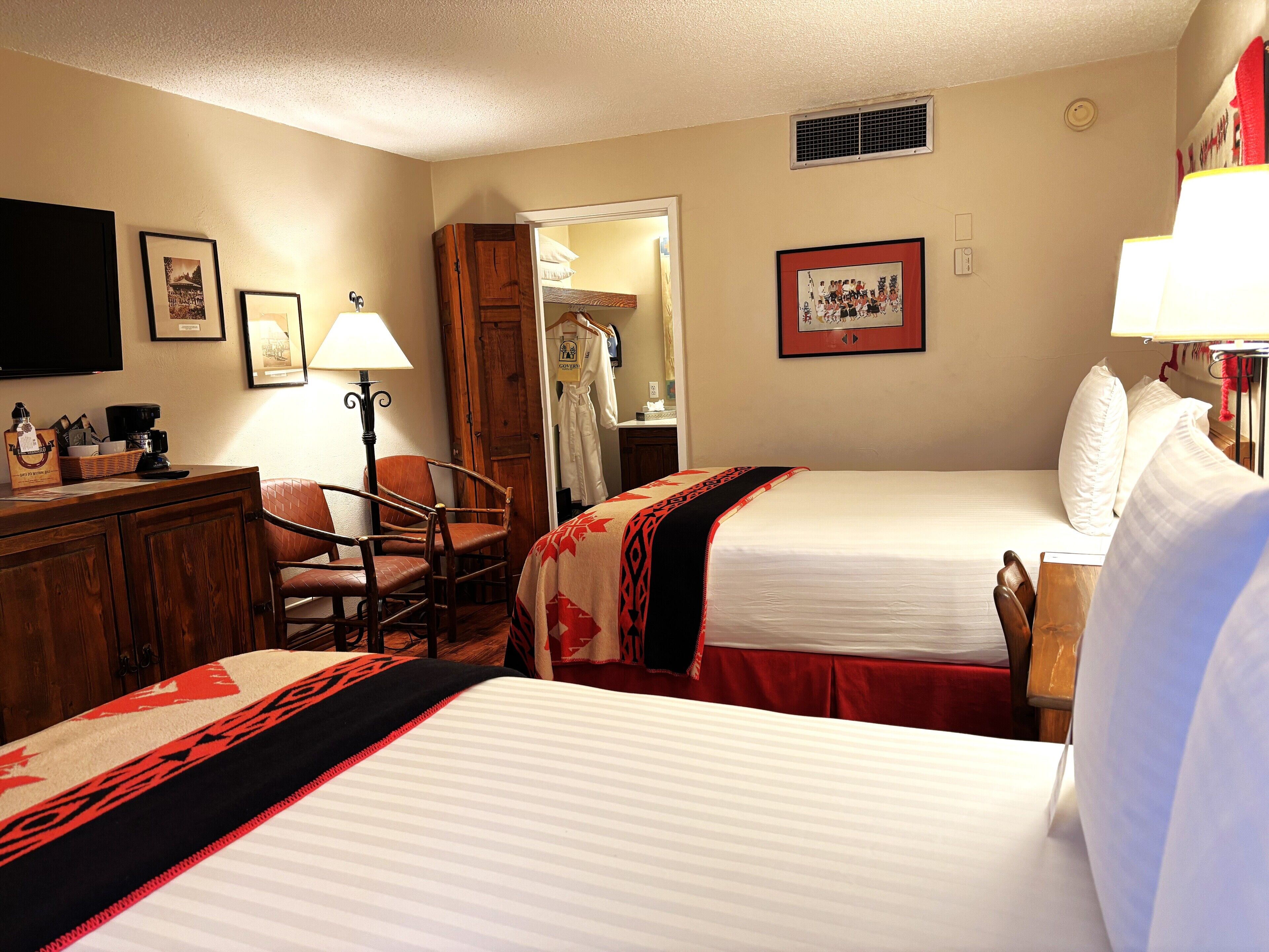 Foto - Inn of the Governors