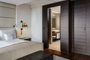 Premium bedding, down comforters, minibar, in-room safe