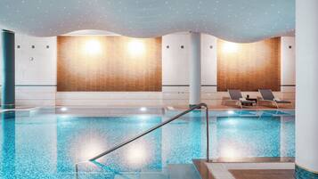 Indoor pool, pool loungers