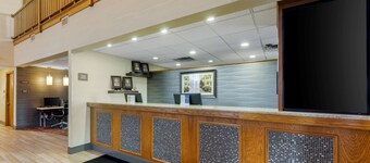 Best Western Falcon Plaza - Bowling Green