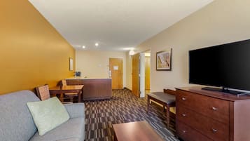 Suite, 2 Queen Beds, Non Smoking, Refrigerator & Microwave (Living Room;with Sofabed) | Hypo-allergenic bedding, down comforters, in-room safe, desk