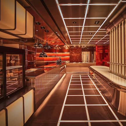 6 restaurants, breakfast, lunch, dinner served; international cuisine