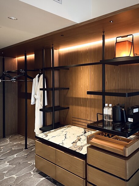 Hyatt Regency Tokyo - Image 36
