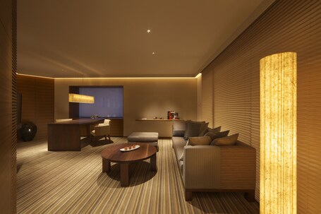 Hyatt Regency Tokyo - Image 10