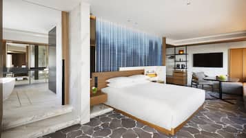 开间, 1 张特大床, 公园景观, 转角 | 1 多间卧室、客房内保险箱、办公桌、遮光窗帘
