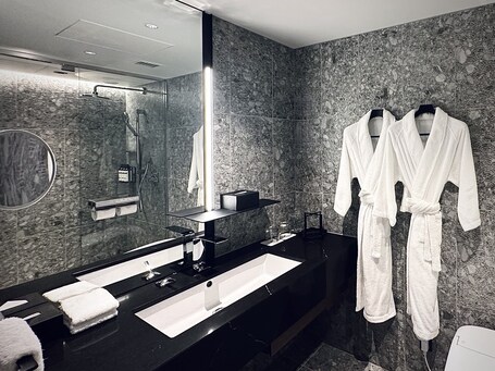 Hyatt Regency Tokyo - Image 79