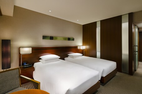 Hyatt Regency Tokyo - Image 33