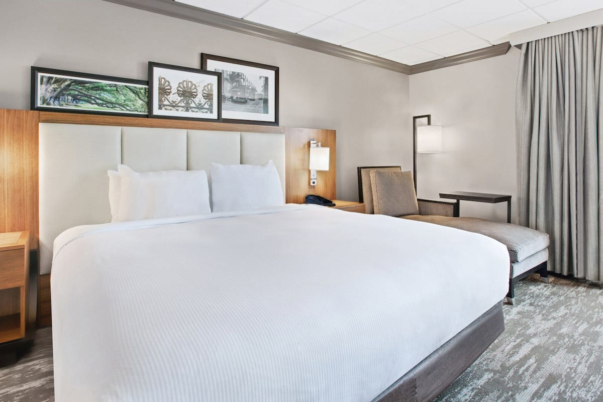 Hypo-allergenic bedding available, in-room safe, desk, laptop workspace
