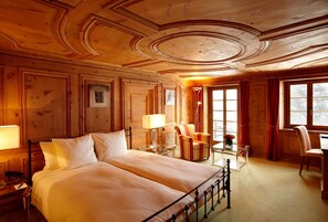 Premium bedding, minibar, in-room safe, desk