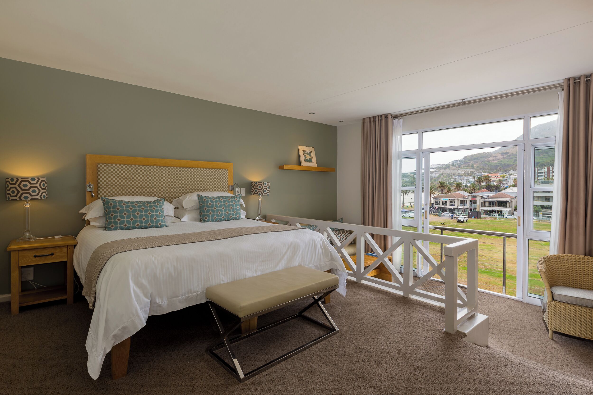 إطلالة على الجبل