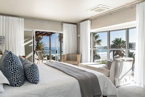 Sea and Mountain Suite | Egyptian cotton sheets, premium bedding, minibar, in-room safe - The Bay Hotel (Cape Town)