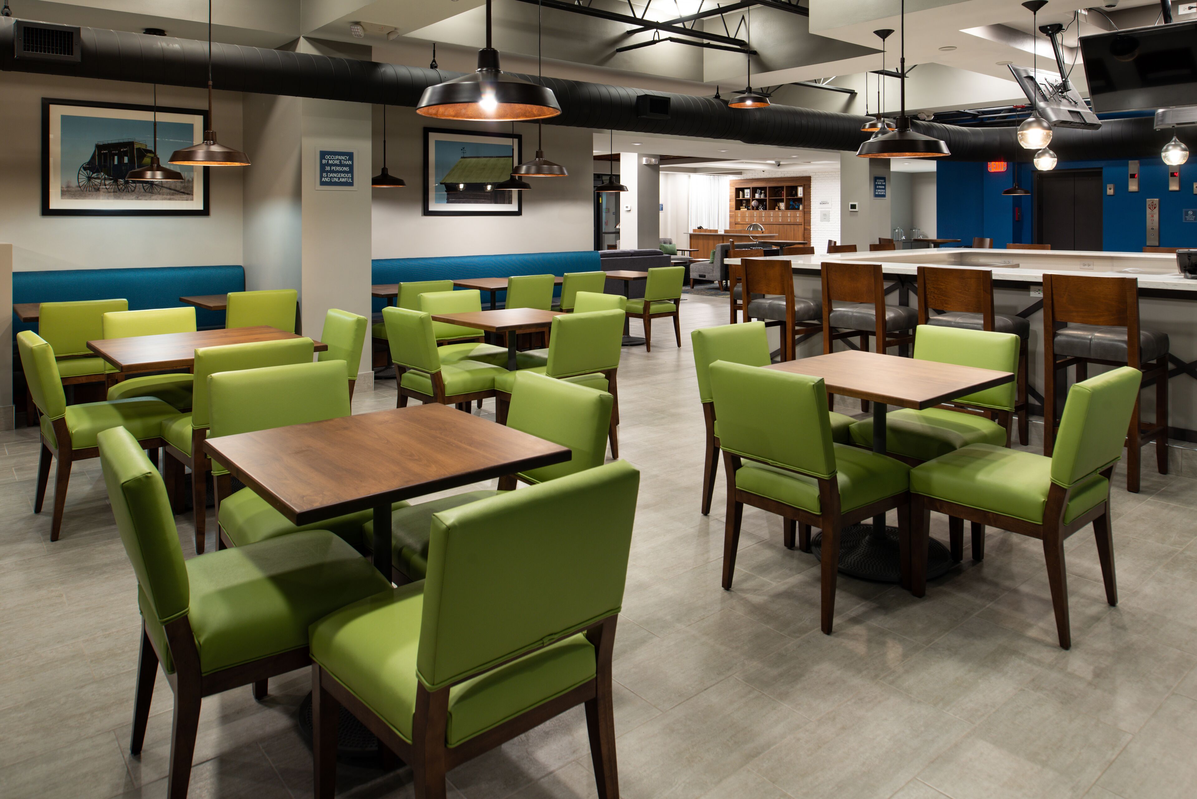 daily cooked-to-order breakfast for a fee