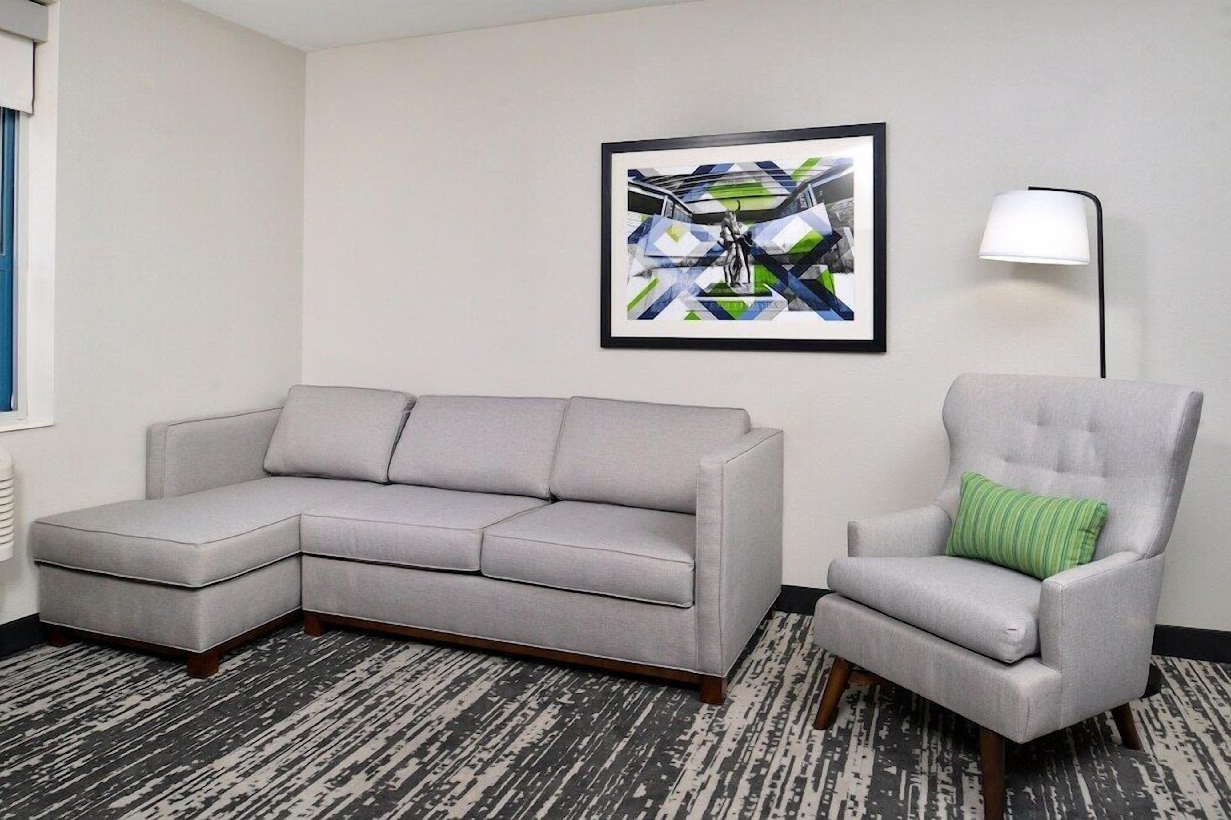 42-inch plasma TV with cable channels, TV