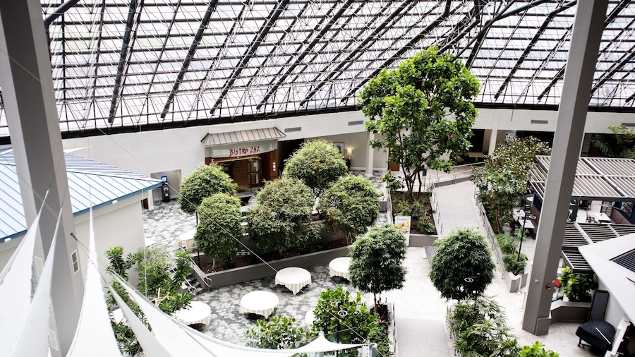 DoubleTree by Hilton Rochester