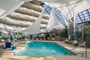 Indoor pool, open 7:00 AM to 10:00 PM, pool loungers - DoubleTree by Hilton Rochester (Rochester)