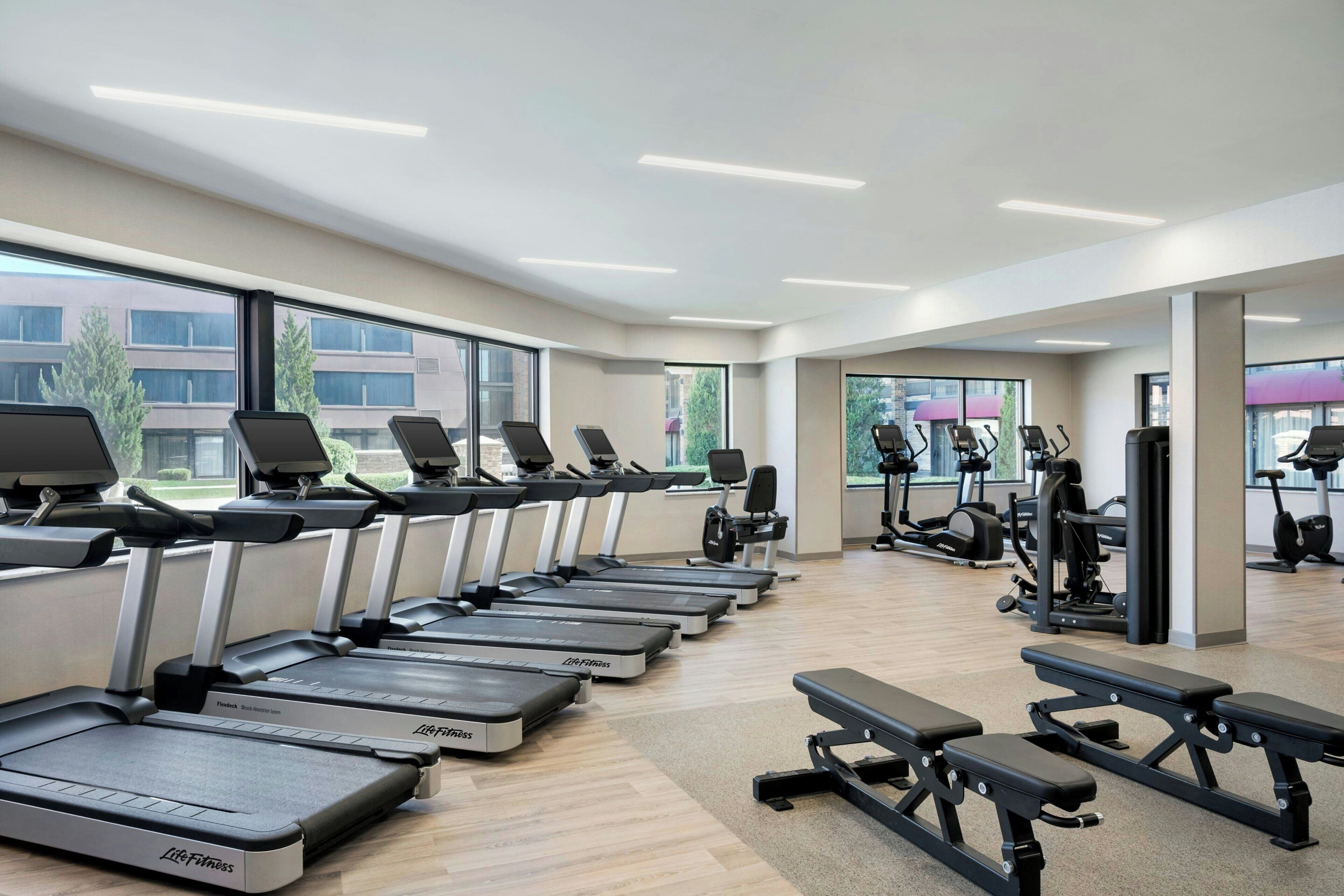 Photo - Fairfield Inn and Suites by Marriott Indianapolis East