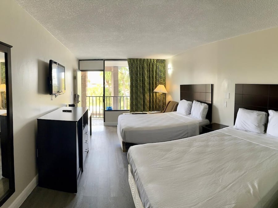 Zimmer, 2 Queen-Betten, Nichtraucher