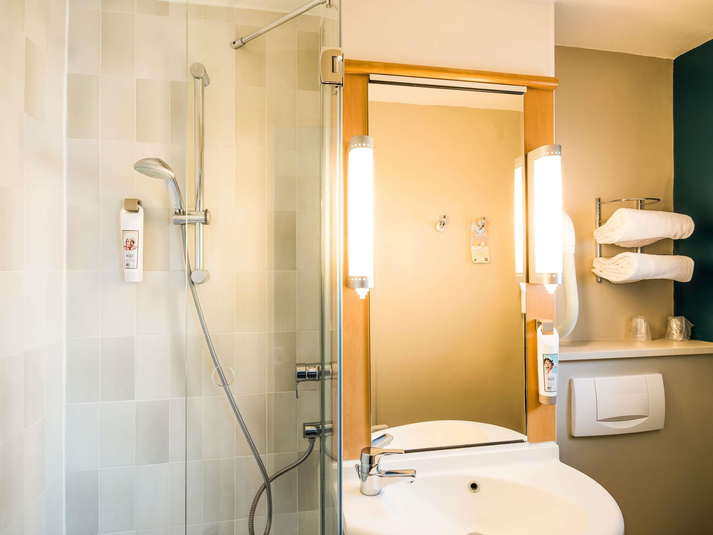 Standard Room, 2 Single Beds