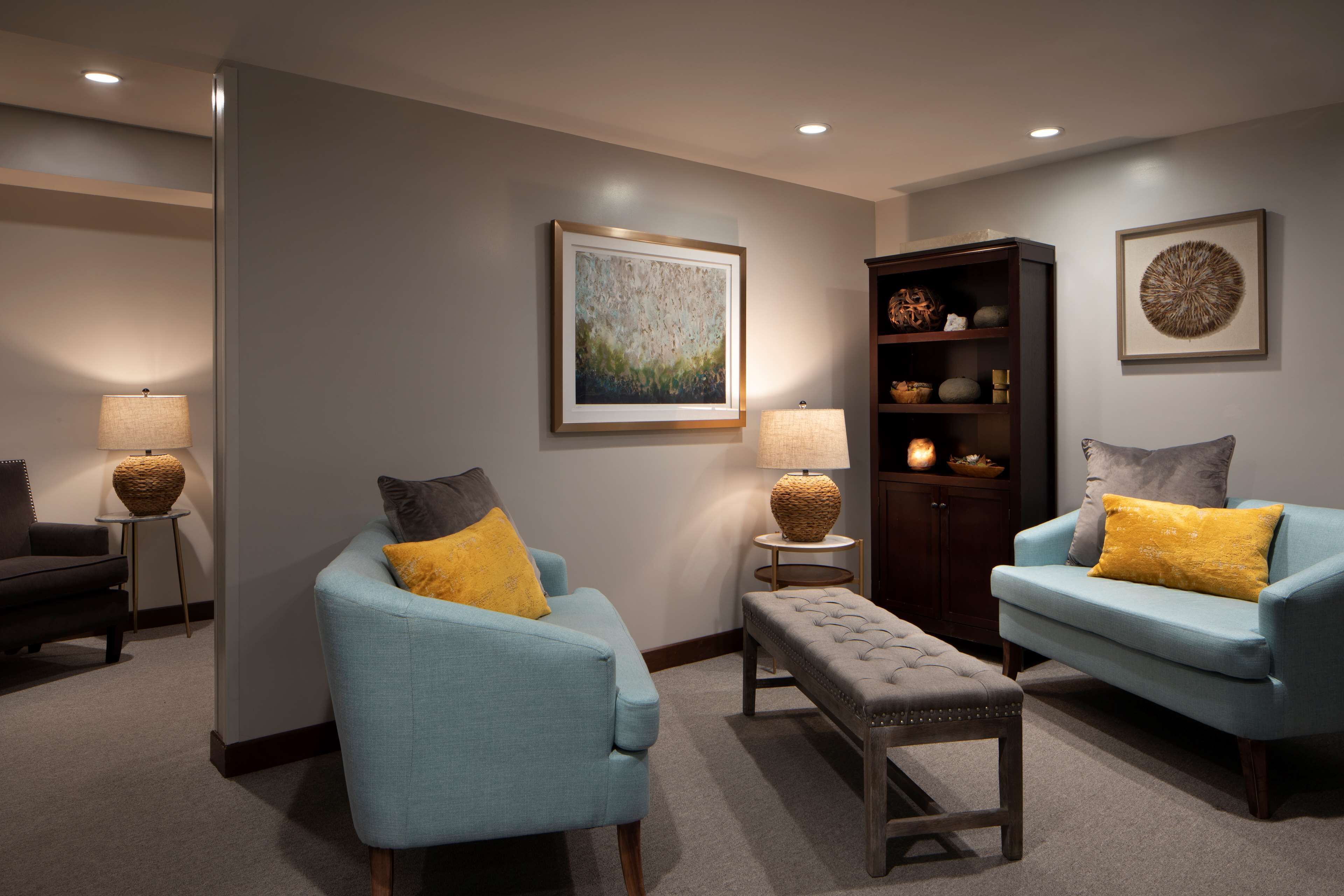 aromatherapy, deep-tissue massages, swedish massages, prenatal massages