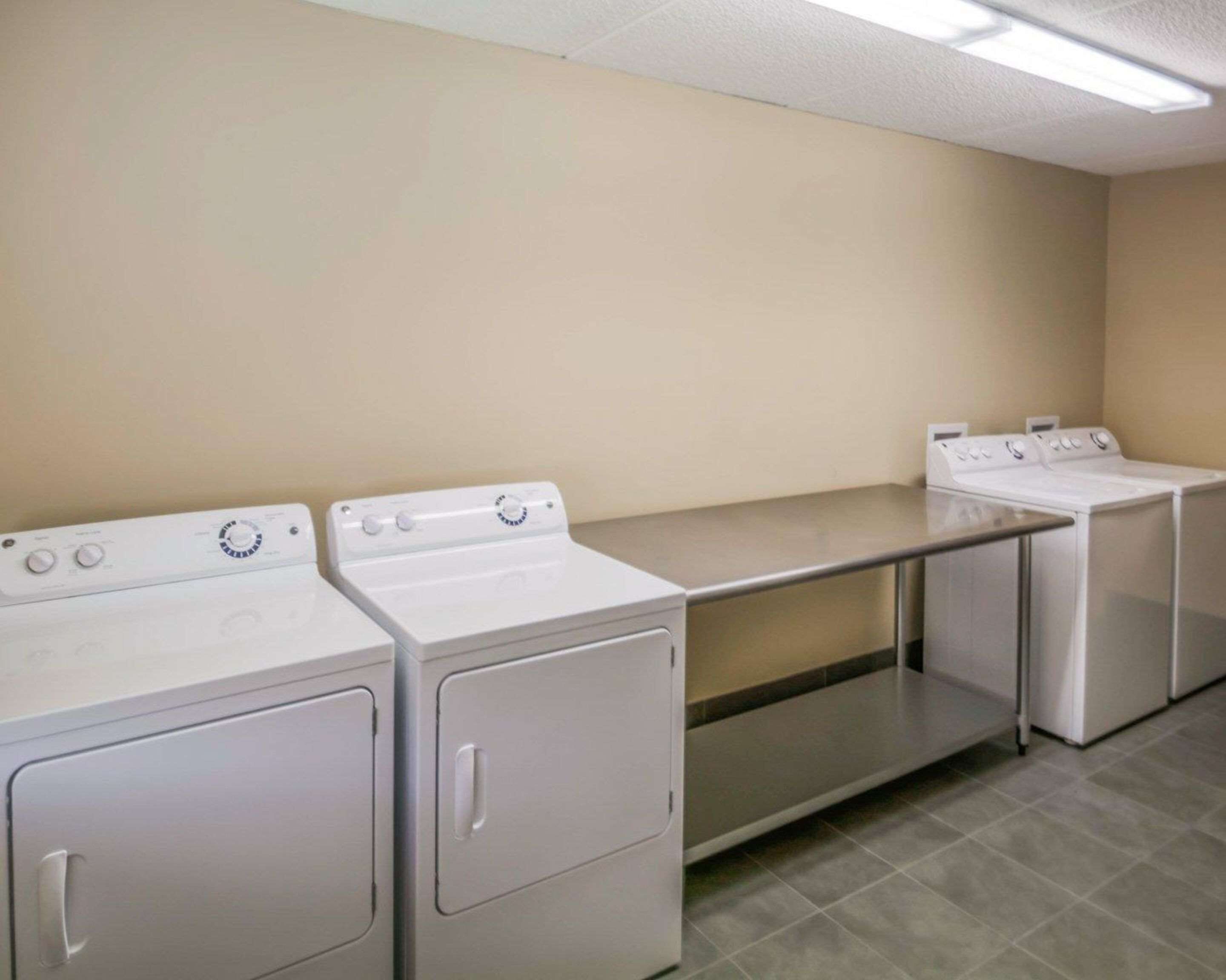 Photo - Comfort Inn - NYS Fairgrounds