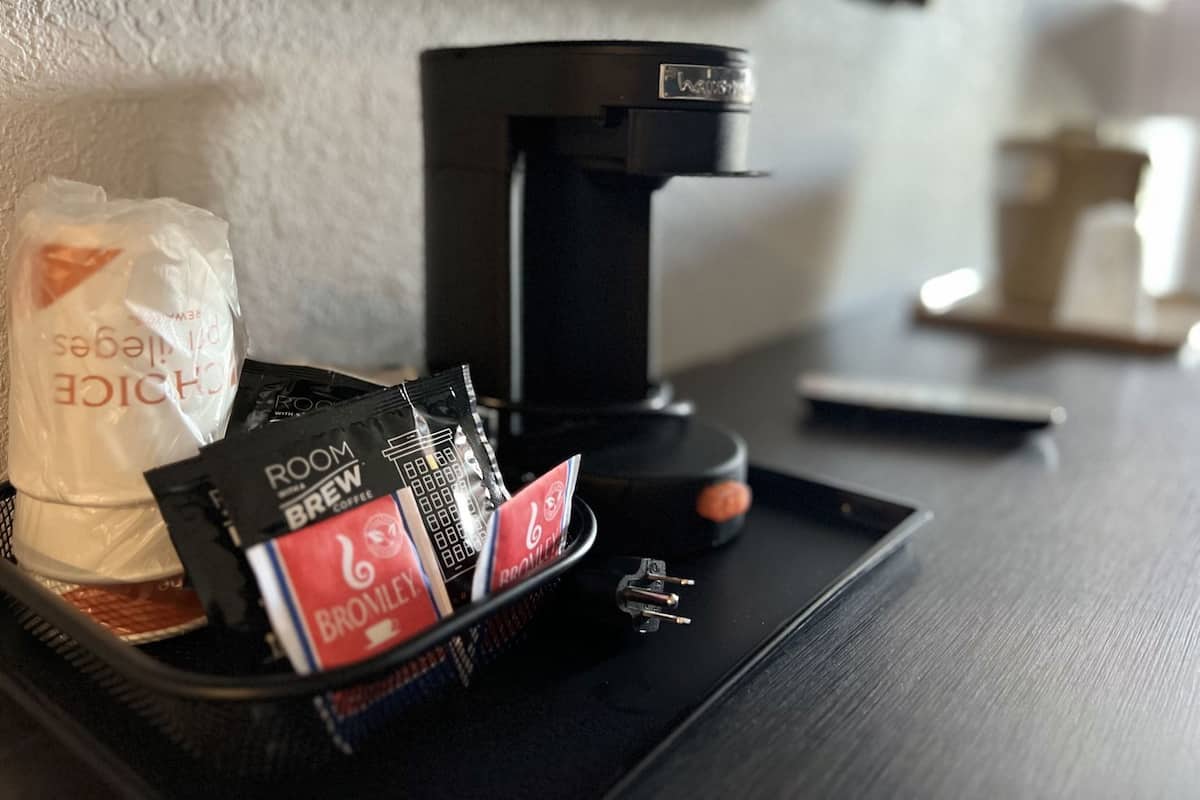 Kaffee und/oder Kaffeemaschine