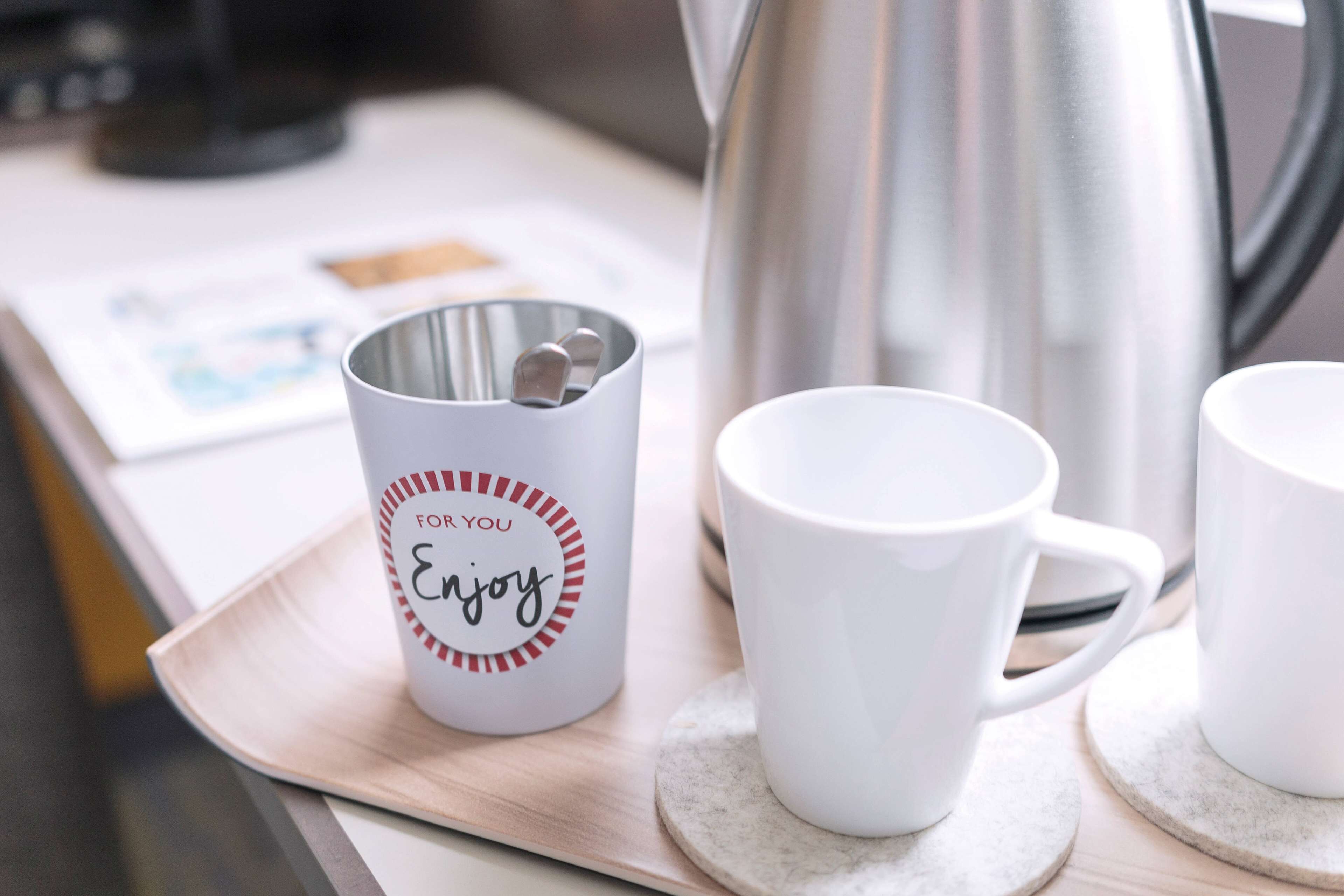 comfort room (plus) | in-room safe, desk, blackout curtains, soundproofing