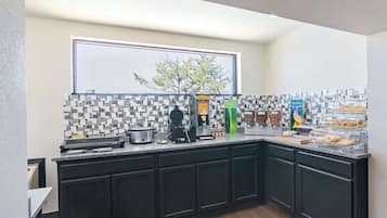 Free daily buffet breakfast